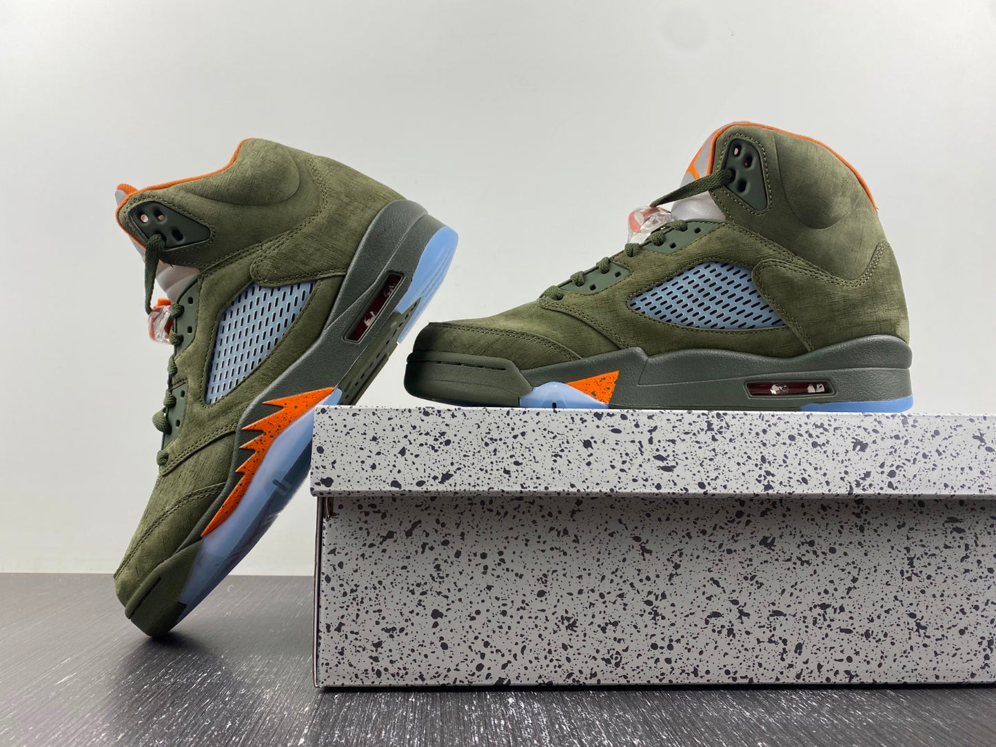 Air Jordan 5 Retro Olive Green & Orange Sneakers 👟🔥