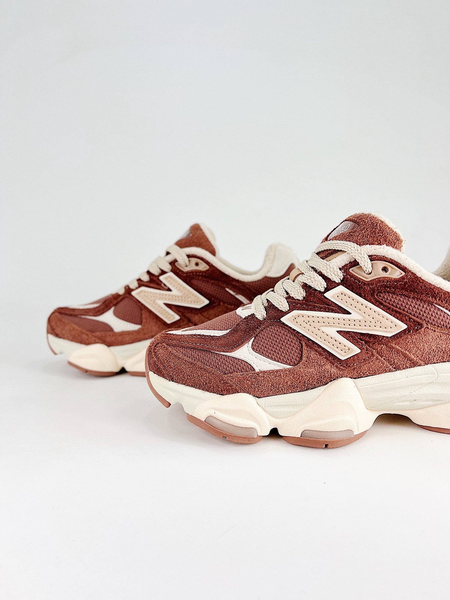 New Balance Chunky Brown & Cream Sneakers