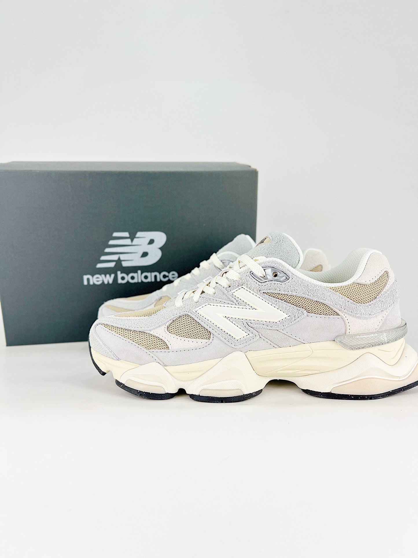 New Balance 9060 Lifestyle Sneakers – Grey/Beige Casual Chunky Shoes