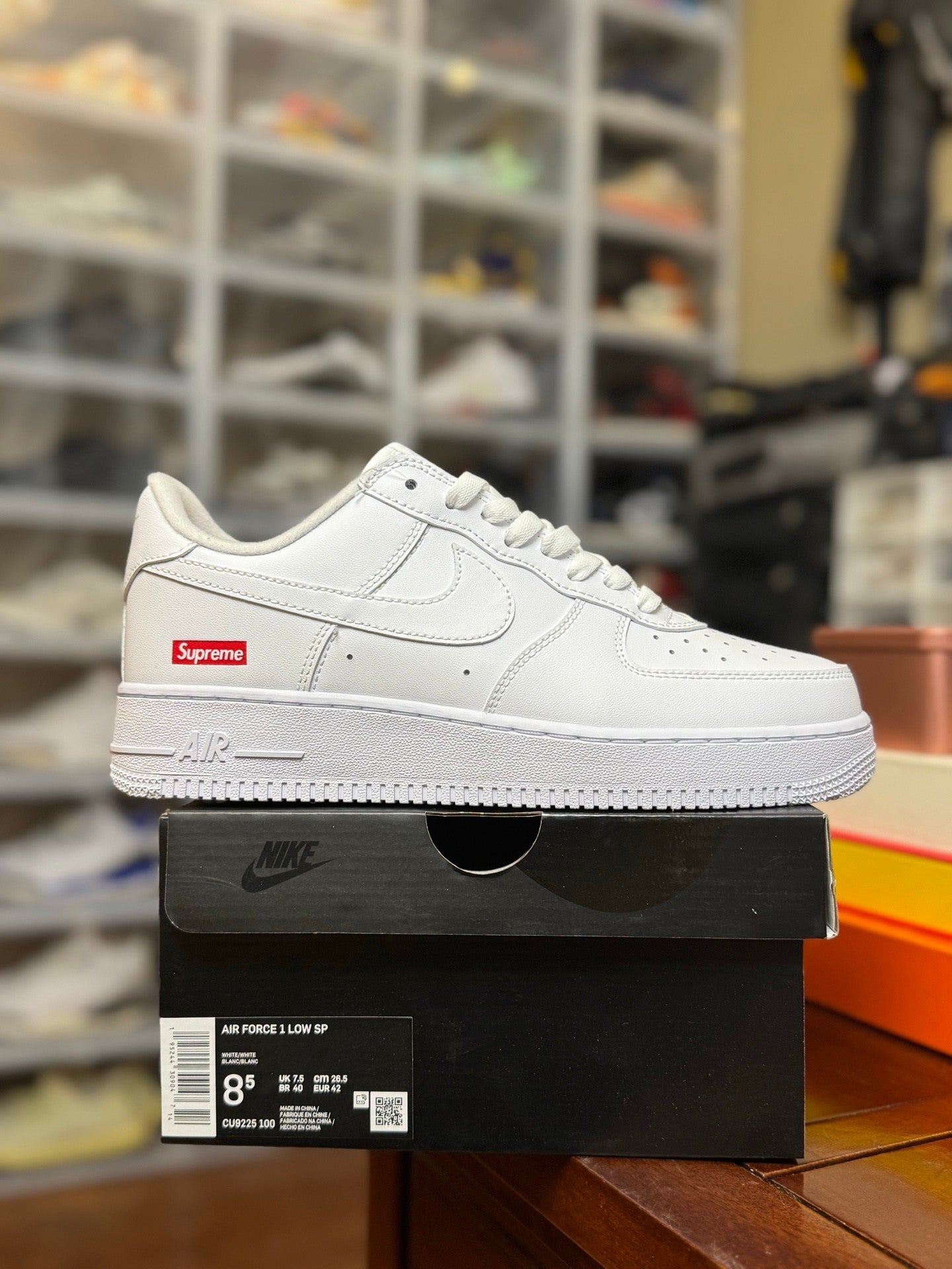 Nike Air Force 1 x Supreme – Clean White Classic 🤍🔥