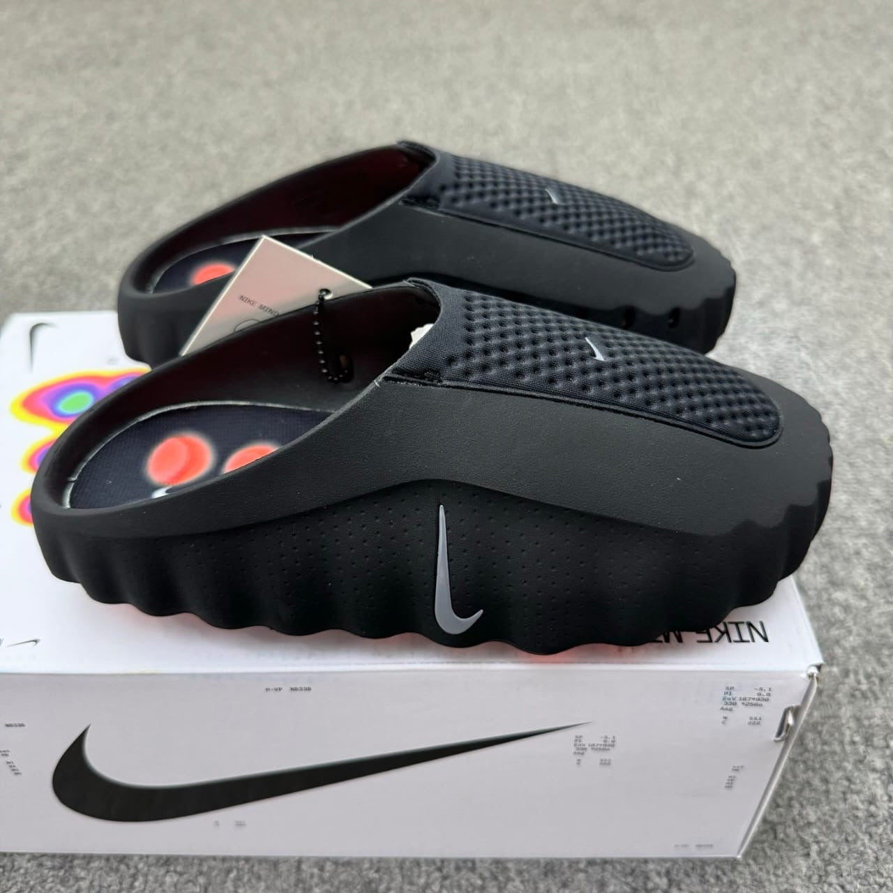 Nike Modern Streetwear Slides – Lightweight & Stylish