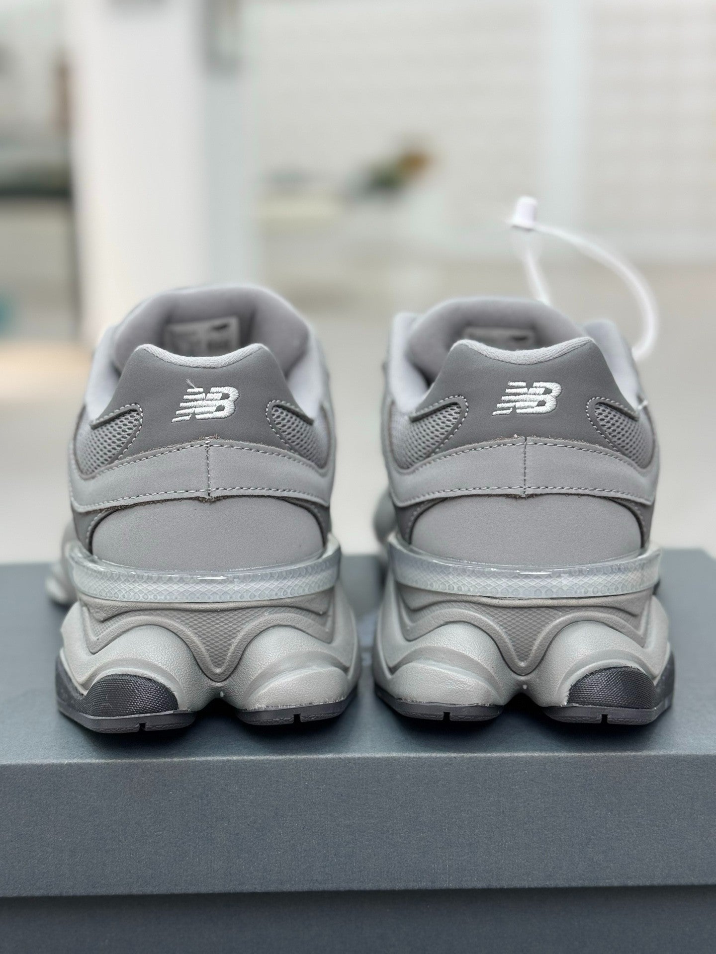 New Balance Grey Chunky Sneakers – Modern Comfort & Street Style