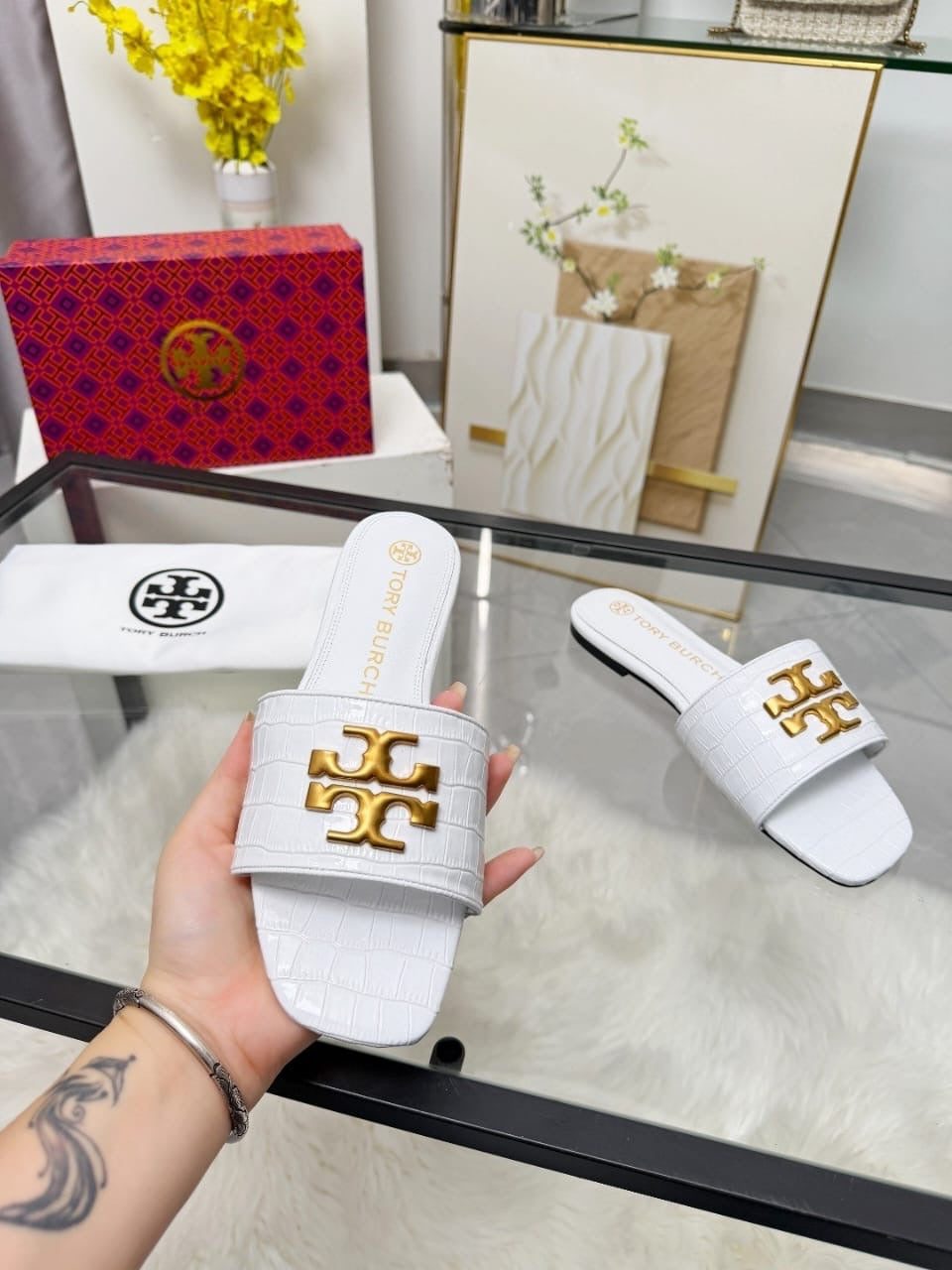Elegant White Tory Burch Luxury Slides 🤍✨