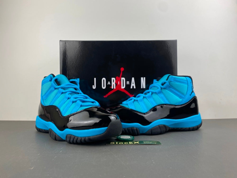 Blue & Black Jordan 11 Sneakers 💙🖤