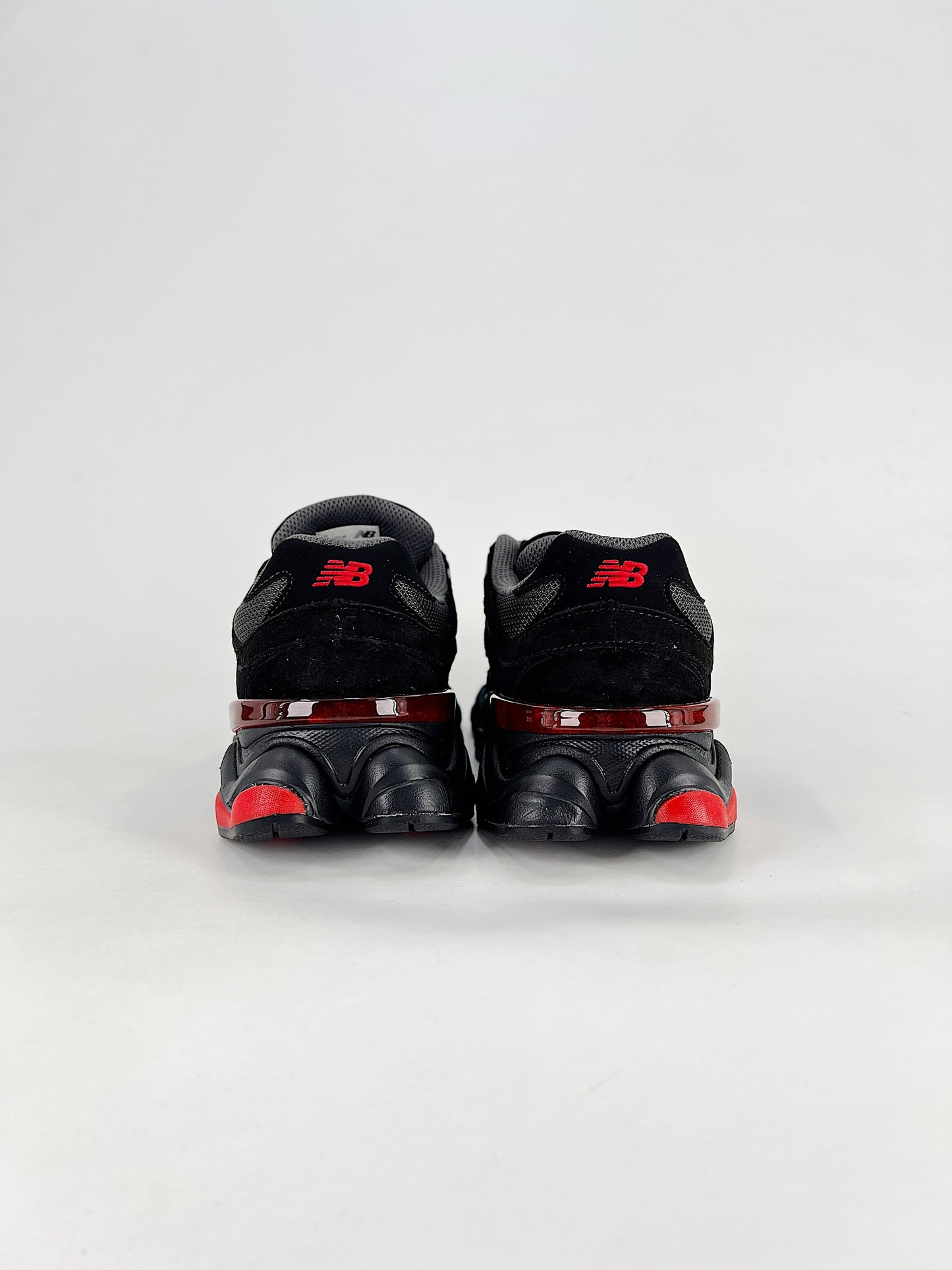 New Balance Black & Red Chunky Sneakers – Bold Street Style