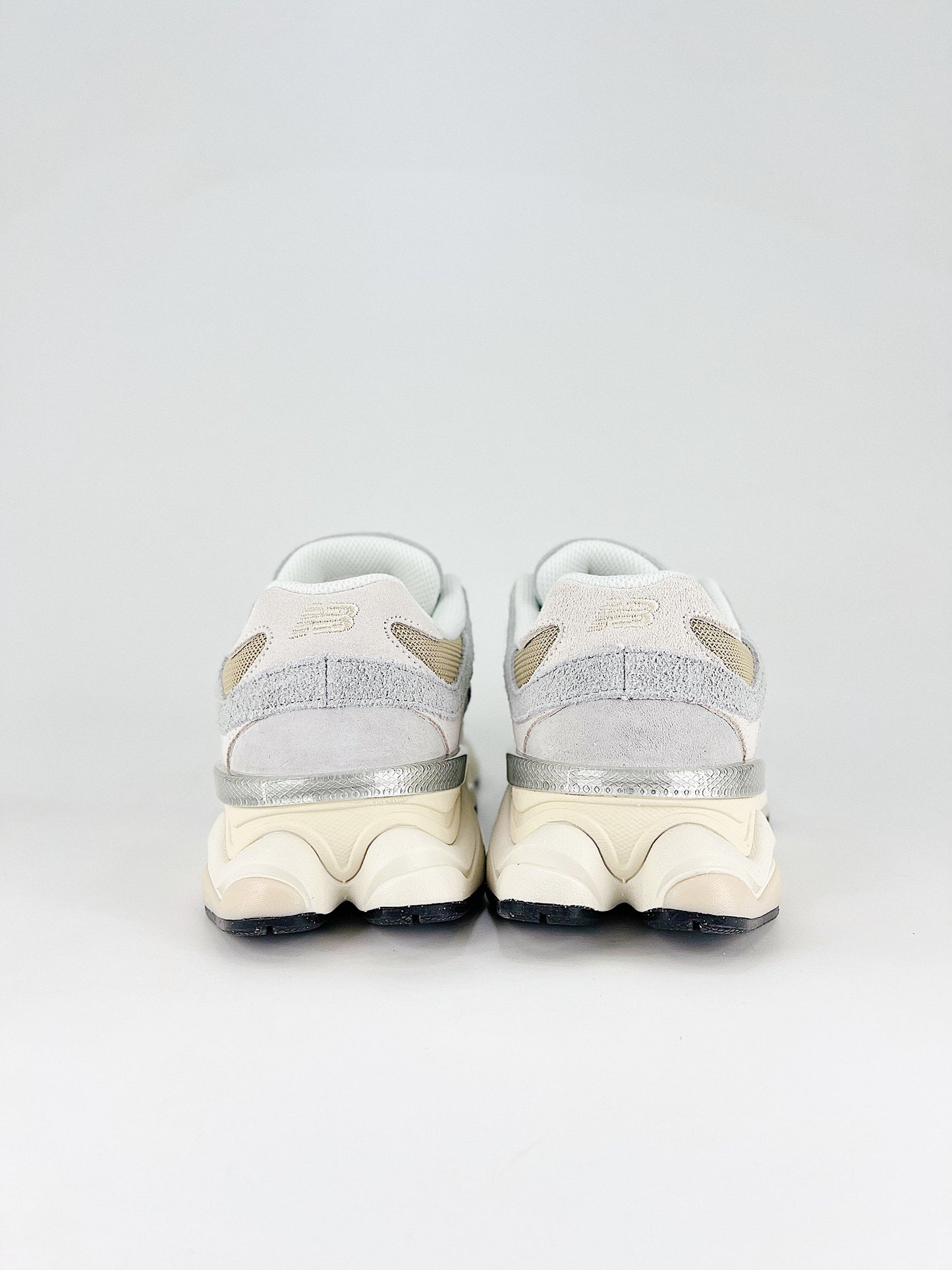 New Balance 9060 Lifestyle Sneakers – Grey/Beige Casual Chunky Shoes