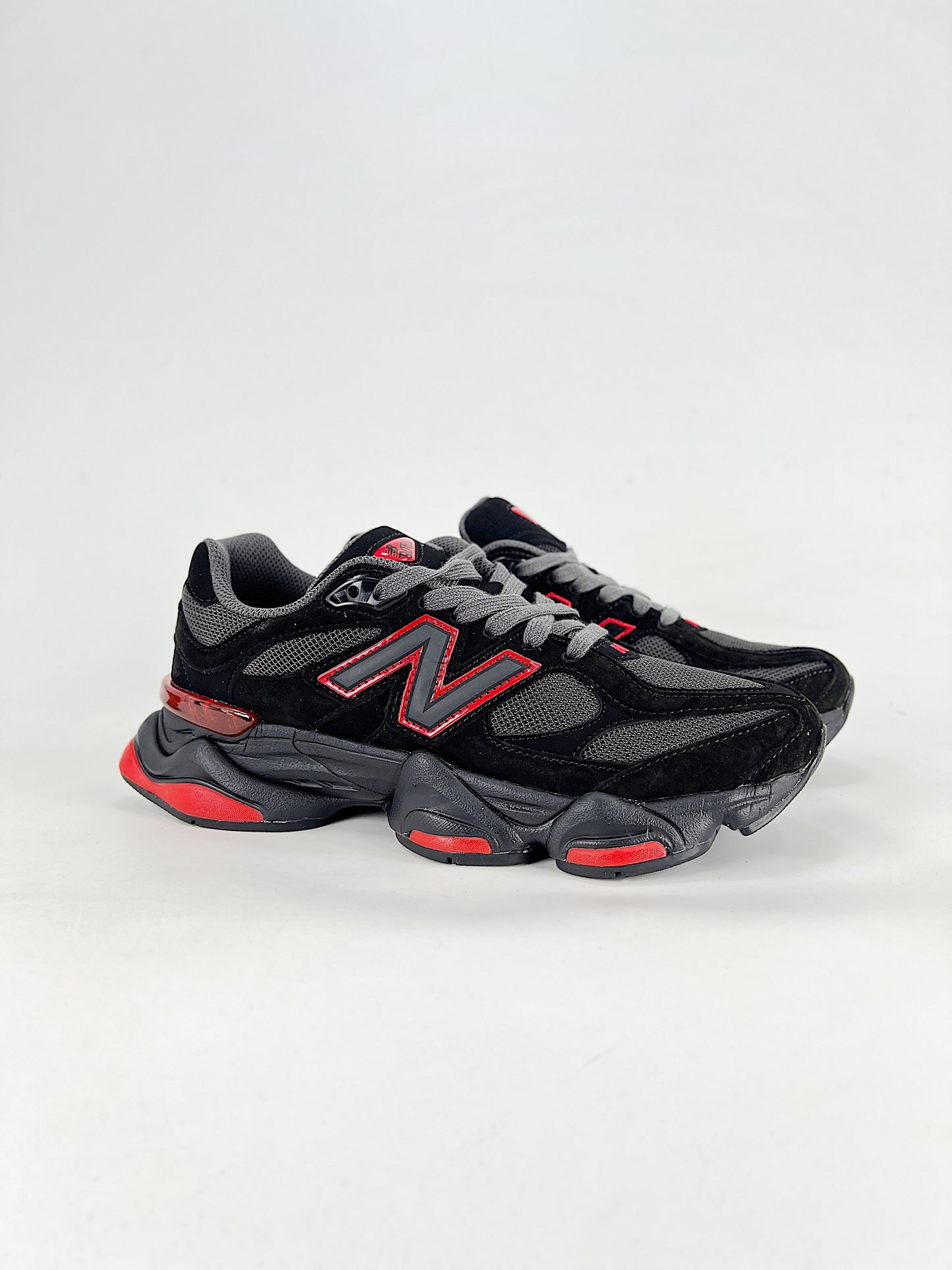 New Balance Black & Red Chunky Sneakers – Bold Street Style