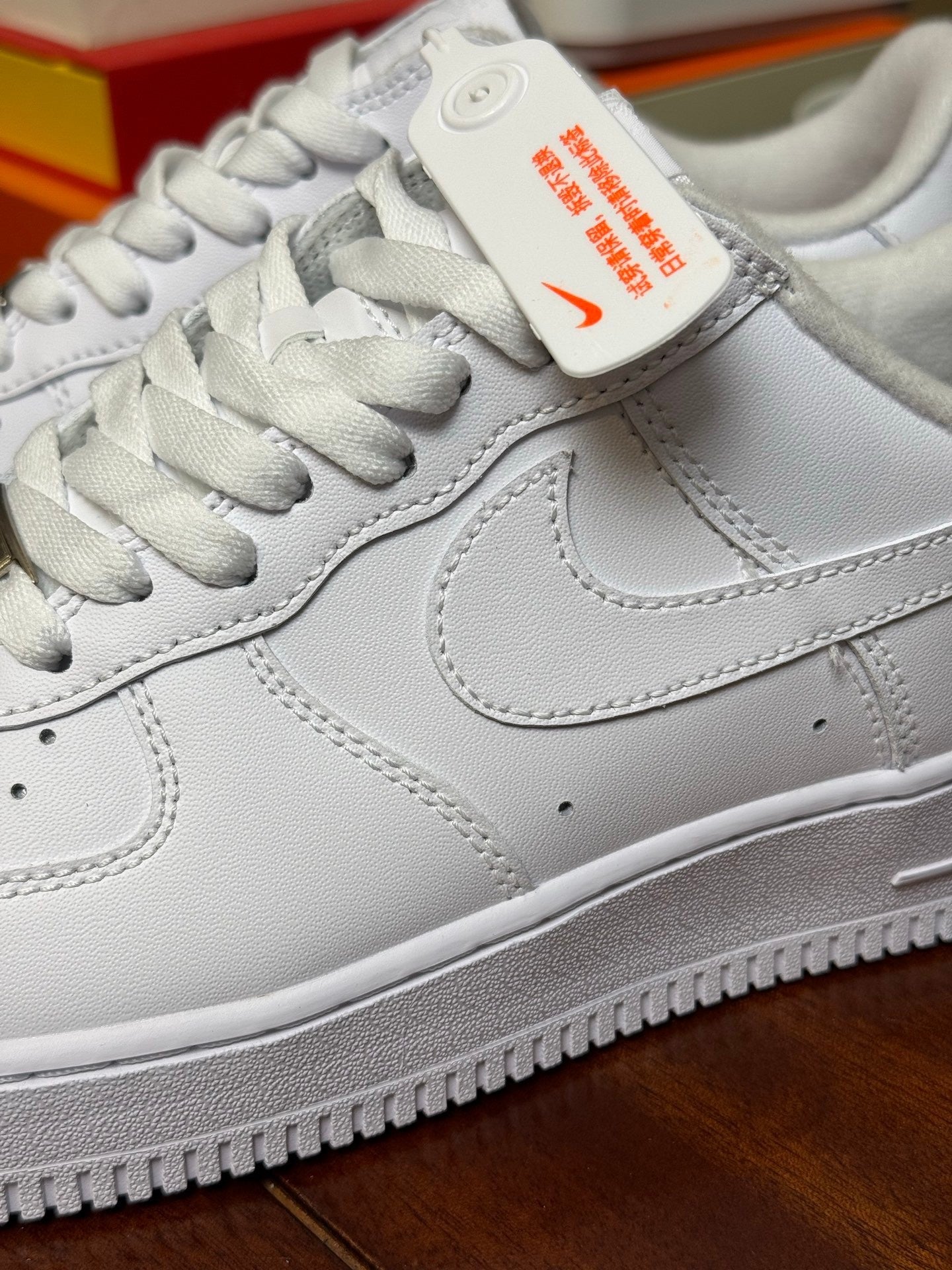 Nike Air Force 1 x Supreme – Clean White Classic 🤍🔥