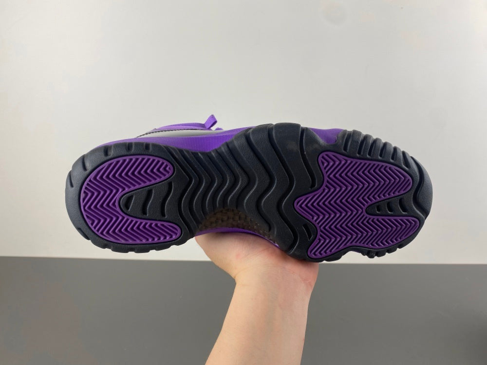 Purple & Black Jordan 11 Sneakers 💜🖤