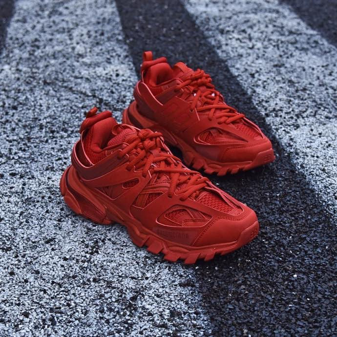 Balenciaga Red Sneakers – Bold Luxury Streetwear Style 👟🔥