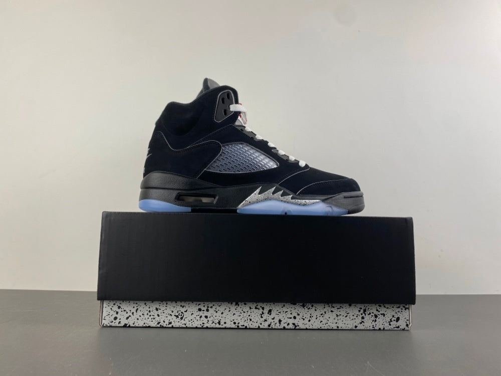 Air Jordan 5 Retro Black Metallic – Black Classic Premium Sneakers with Icy Sole
