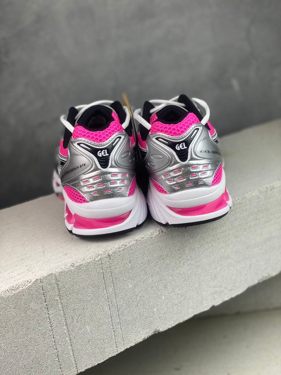 ASICS GEL-KAYANO 14 Pink/Glo Black Running Sneakers
